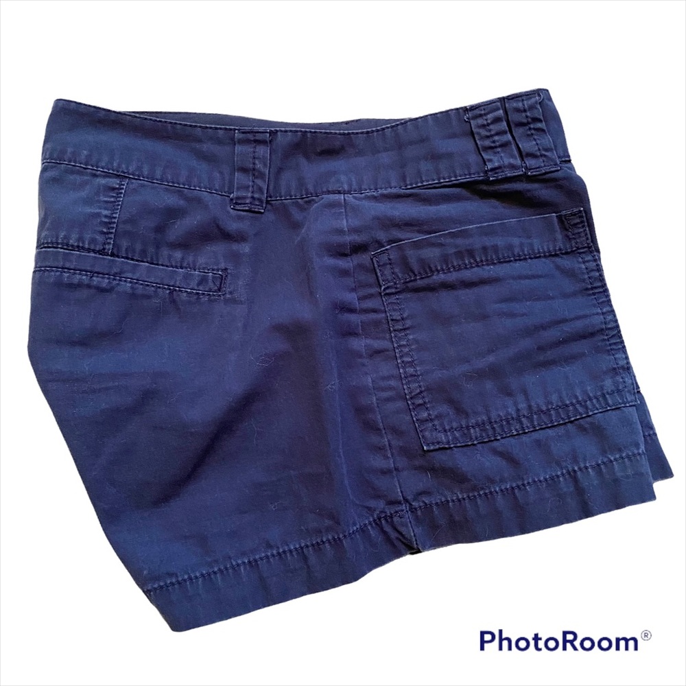 Old Navy Dark Blue Hook and Zip Shorts Size 2